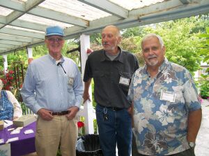 Harry Robinson, Garry Thompson, Rod Nopson